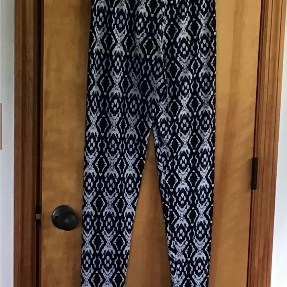 Patterned Navy & White Women's Leggings
